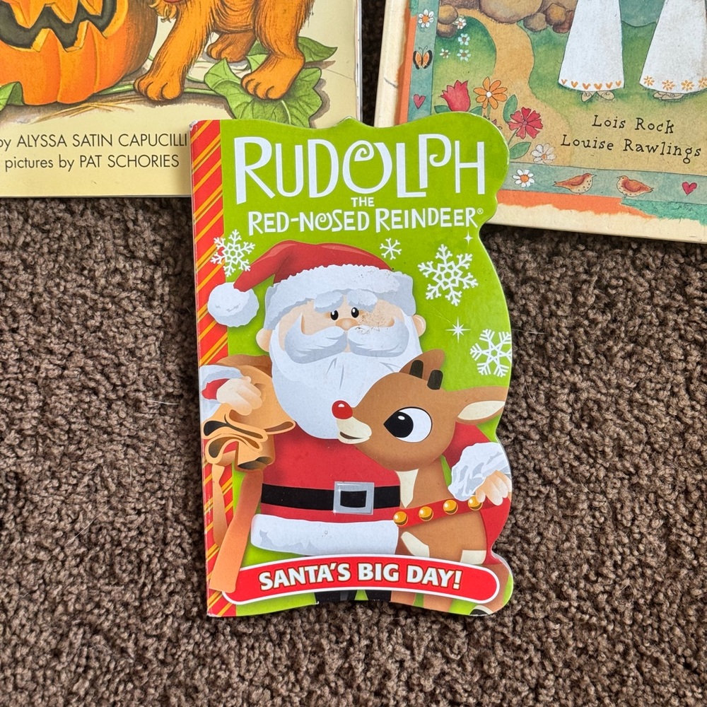 Children's Book Collection - Picture 5 of 5